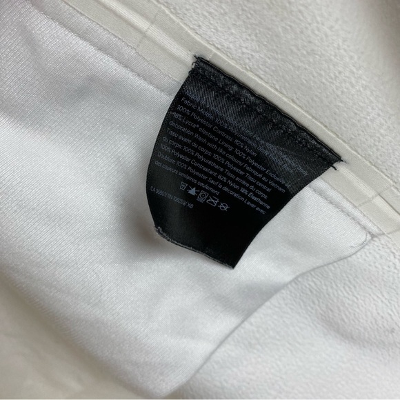 Lululemon Cross Chill Jacket - Picture 4 of 11